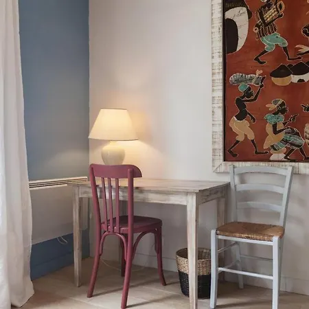 With A Terrasse Apartment