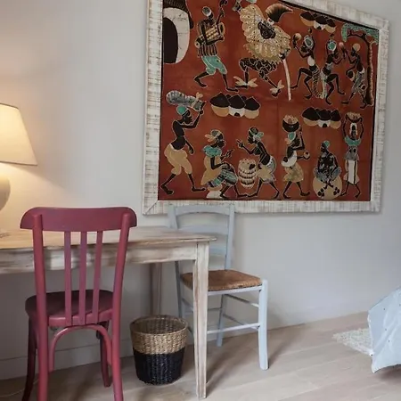With A Terrasse Apartment